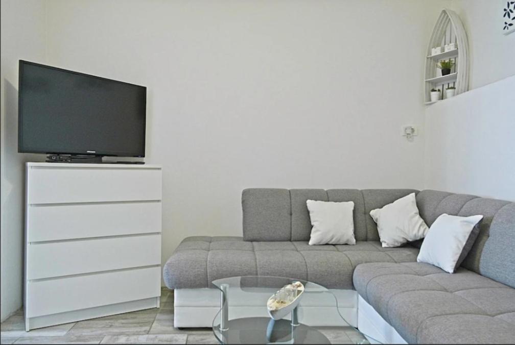 Apartment Vita Postira Eksteriør billede